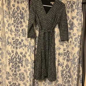 Shelby & Palmer Blue Black silver and White Long Sleeve Dress